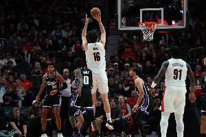 媒體人：楊瀚森適應NBA三分線的速度比想象快 若場均1三分就很棒