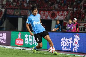 英博官方：宋岳10月初接受關(guān)節(jié)鏡下微創(chuàng)手術(shù)，手術(shù)順利無并發(fā)癥