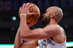 懷特談收官戰(zhàn)：想盡可能去沖在疲勞狀態(tài)下投籃 模擬常規(guī)賽的對(duì)抗