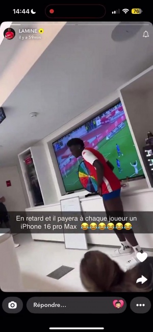 隊友樂瘋了??馬維薩因遲到被懲罰搖大轉(zhuǎn)盤，要送每人一臺iPhone