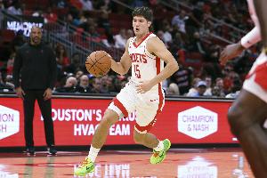 揭幕戰(zhàn)對(duì)陣衛(wèi)冕冠軍！火箭官方：季前賽以不敗戰(zhàn)績(jī)結(jié)束??