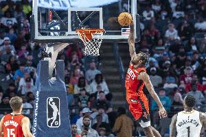 伊森：對方總會重點關(guān)注杜蘭特 我們就有了更多發(fā)揮空間