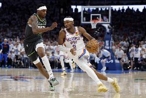 麥丹：休賽期重點練了控球能力和三分球 也要保持得分敏銳度