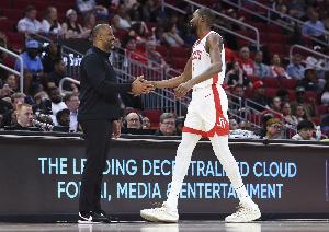 進(jìn)攻起飛？火箭季前賽4勝0負(fù) 場(chǎng)均能轟下131.3分