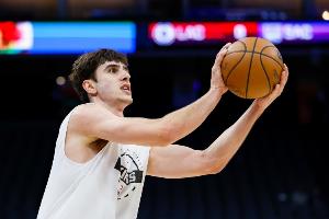 關(guān)鍵2分助隊(duì)取勝！雷諾4中3得到9分2籃板 罰球5中3