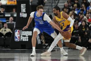 菜鳥賽季就有望沖防陣！季前賽對(duì)手在弗拉格防守下合計(jì)37投8中