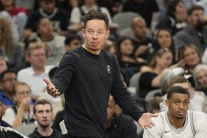 客戰(zhàn)獨(dú)行俠！米奇-約翰遜：我還沒確定揭幕戰(zhàn)的首發(fā)陣容