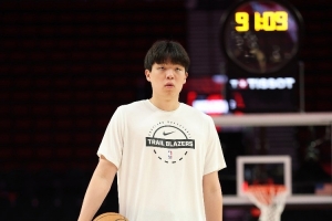 湖記談楊瀚森抹淚：一場季前賽他都如此在意 這展現(xiàn)了自己的決心