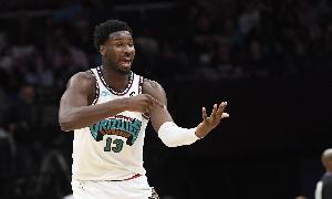 狀態(tài)一般！小賈倫13中4拿到16分3板2助 4失誤5犯規(guī)