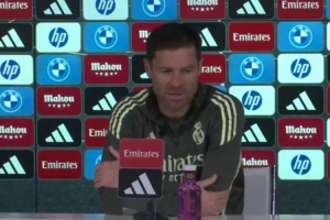 阿隆索：姆巴佩傷勢(shì)無(wú)礙已進(jìn)入大名單 貝林厄姆訓(xùn)練中非常開心