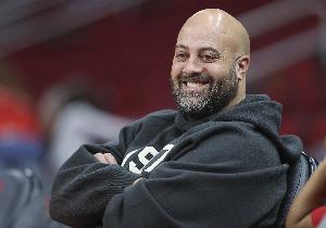 媒體人：無論這支火箭隊最終成績?nèi)绾?斯通近年工作都應(yīng)獲評高分