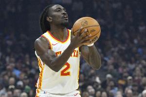 Scotto：老鷹將雙向合同后衛(wèi)基頓-華萊士轉為標準合同