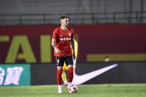 吉林體育：亞泰后衛(wèi)羅西奇大腿拉傷下場，很可能影響接下來的比賽