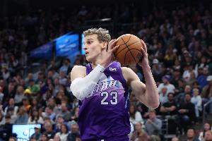 馬爾卡寧已出戰(zhàn)450場(chǎng)卻從未打入過(guò)季后賽 現(xiàn)役球員最多