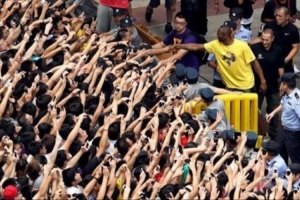 一哥：我們見(jiàn)證了科比的影響力 他的經(jīng)紀(jì)人佩林卡很重視中國(guó)市場(chǎng)