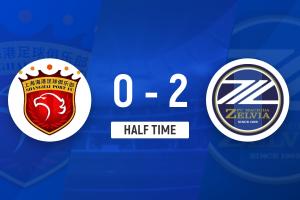 半場(chǎng)-傅歡烏龍相馬勇紀(jì)破門(mén) 上海海港0射正暫0-2町田澤維亞