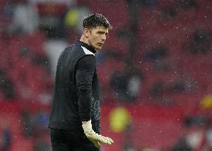 波普談歐冠對(duì)本菲卡：我感覺(jué)現(xiàn)在狀態(tài)很好，很享受和佳夫一起踢球