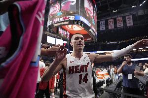 進最佳陣最高可續(xù)5年3.8億！希羅今年未提前續(xù)約 明年可重啟談判