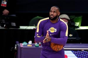 帕森斯談?wù)材匪谷毕哼@是好事??！這能讓東契奇有時(shí)間適應(yīng)節(jié)奏