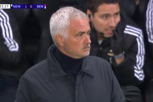 客場完?。”痉瓶W冠遭遇3連敗，未來兩輪戰(zhàn)勒沃庫森、阿賈克斯