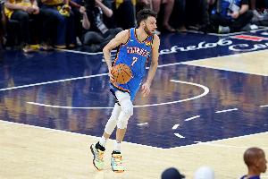 雷霆主帥：霍姆格倫休賽期全身心投入籃球 不要驚訝他的出色表現(xiàn)