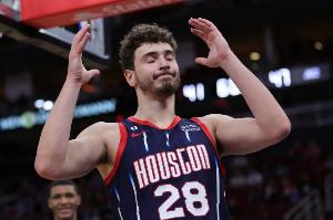 申京賽季揭幕戰(zhàn)35+5+5+2斷+5記三分 比肩杰倫-布朗&庫(kù)里