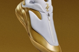 總冠軍特別配色！亞歷山大揭幕戰(zhàn)上腳白金配色簽名鞋