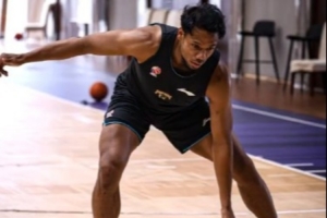 祝銘震曬訓(xùn)練視頻：南京的夏天過得也太快了??