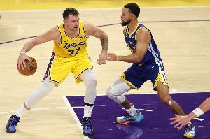 三后衛(wèi)+死亡五漏！77和小里掄冒煙又如何 湖勇的最大差距是防守？