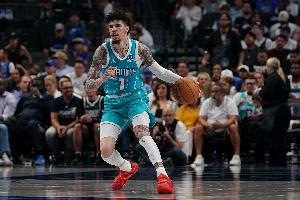 多點(diǎn)開(kāi)花！黃蜂首戰(zhàn)9人得分上雙 NBA揭幕戰(zhàn)歷史首次