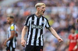 0比3不敵紐卡！穆帥：戈登的表現(xiàn)太出色了，我認(rèn)為結(jié)果是公平的