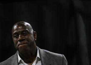 難過到發(fā)不了推特！魔術(shù)師約翰遜發(fā)文：昨晚我去看了湖人揭幕戰(zhàn)