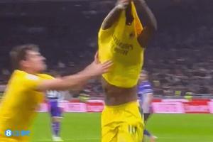 米蘭名宿：加比亞阻止萊奧脫衣慶祝，這是領(lǐng)袖和隊長應(yīng)有的行為