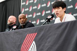 【深夜聊聊】比盧普斯被捕 對(duì)楊瀚森會(huì)有怎樣的影響？