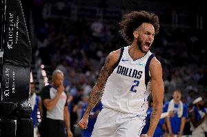 基德：大家將能看到萊夫利在傳球、投籃以及統(tǒng)治內(nèi)線方面的表現(xiàn)