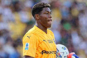 鈴木彩艷：我的腳下技術(shù)也很不錯(cuò) 世界杯后再考慮找女朋友