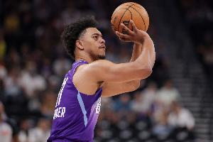 生涯場(chǎng)均2.9分1.4板！Scotto：鵜鶘裁掉后衛(wèi)杰登-斯普林格