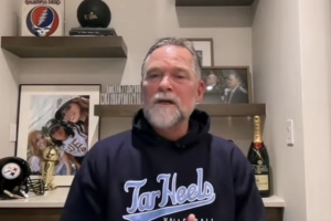 馬龍：23年奪冠后掘金決定發(fā)展年輕球員 在爭冠預(yù)期下這很難辦