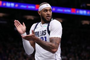 右腳踝扭傷！基德：明天主場迎戰(zhàn)奇才 加福德出戰(zhàn)成疑