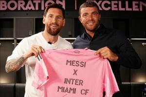 底薪保持不變！梅西新合同基礎年薪仍是1200萬美元，僅次于孫興慜