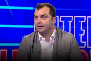 潘德夫：2010年打巴薩我擔心上不了，穆帥笑著說會讓齊沃踢邊鋒