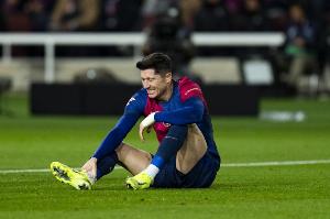 西媒：萊萬傷勢康復(fù)進(jìn)展神速，巴薩甚至考慮讓他隨隊出征國家德比