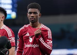 阿瑪?shù)拢寒?dāng)時絕殺利物浦的感覺太瘋狂了 為曼聯(lián)首秀時有點(diǎn)緊張