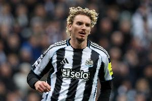 希勒：紐卡球迷已愛上沃爾特馬德，他更像9號半或10號球員