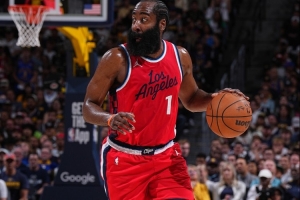 哈登：必須保持防守紀(jì)律性 KD此前對(duì)SGA的致命犯規(guī)就是紀(jì)律問(wèn)題