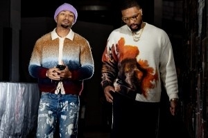 開拓者眾將入場穿搭：利拉德藝術(shù)氣息四溢 楊瀚森棒球服+小粉包