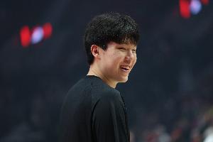 2分1板2帽！媒體人：不浪費任何出場時間 楊瀚森有在閱讀比賽