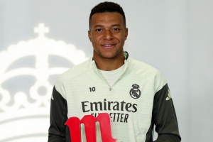 毫無懸念！官方：姆巴佩被票選為皇馬9月最佳球員，5場7球1助攻