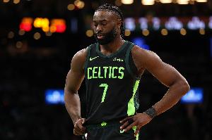 聯(lián)盟發(fā)言人回應(yīng)布朗：保障球員和教練的安全始終是我們的核心要?jiǎng)?wù)