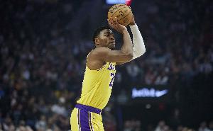 手感火熱！八村塁第三節(jié)5中5高效拿下12分1籃板